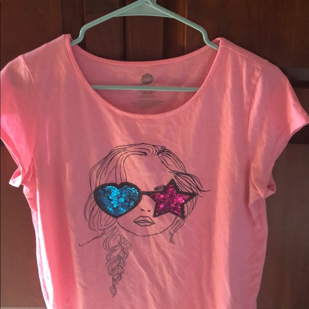 Pink T shirt